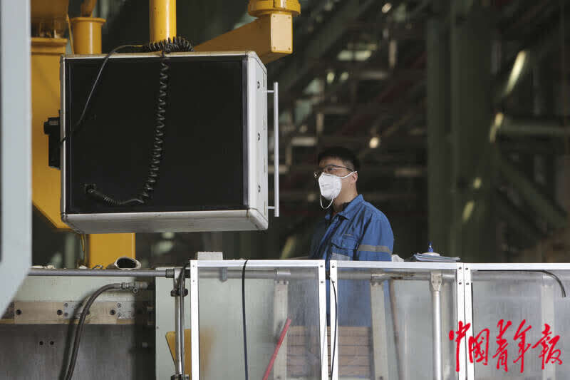 探访上海电气电站临港工厂中的“大国制造”